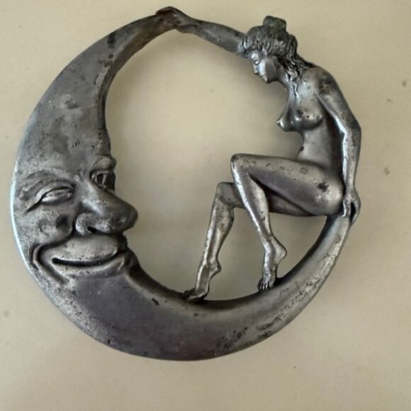 Winking Moon Nude Woman Belt Buckle Boho Hippy Vintage 1979 1970s Bergamot USA